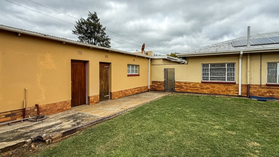 3 Bedroom Property for Sale in Wilkoppies North West